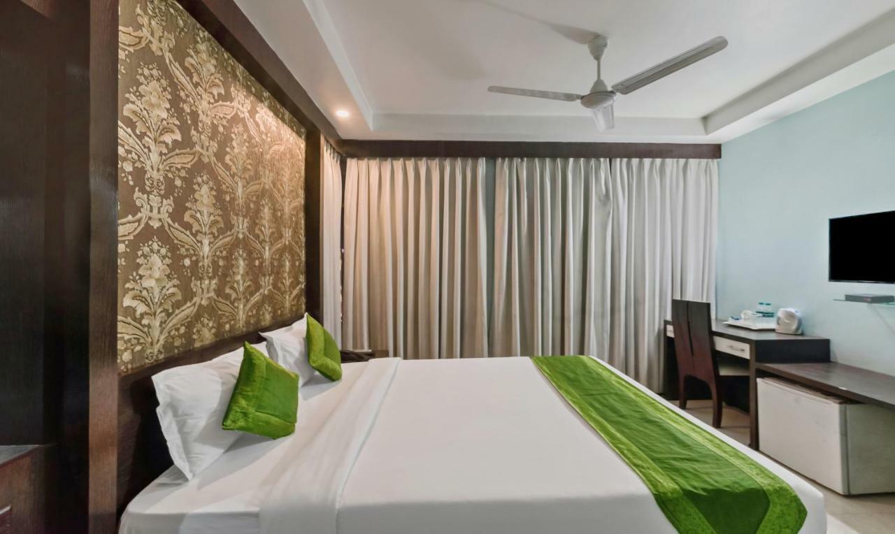 Hotel Oyo 3811 Geetanjali Regency Kalkuta Zewnętrze zdjęcie