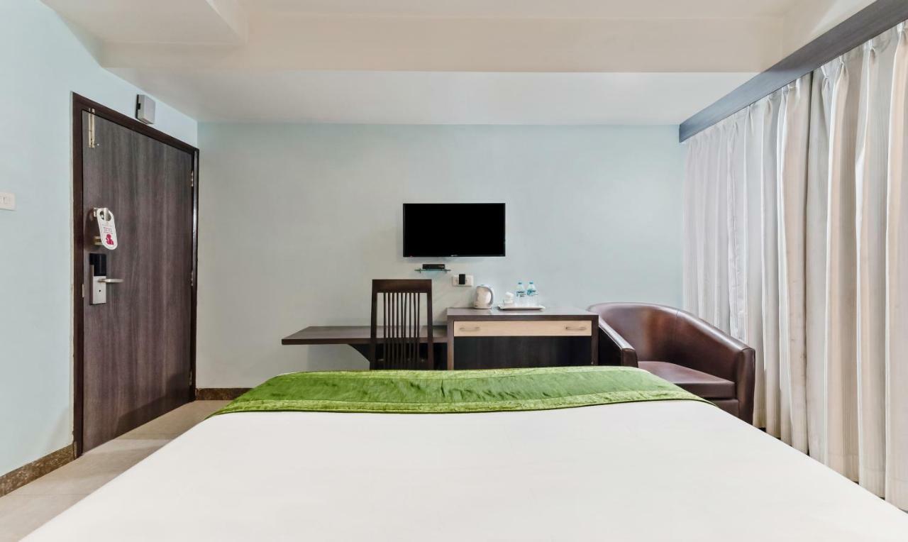Hotel Oyo 3811 Geetanjali Regency Kalkuta Zewnętrze zdjęcie