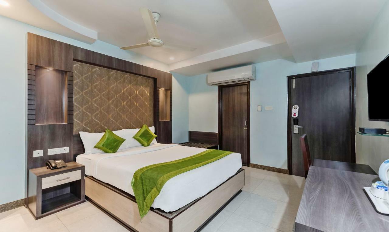 Hotel Oyo 3811 Geetanjali Regency Kalkuta Zewnętrze zdjęcie