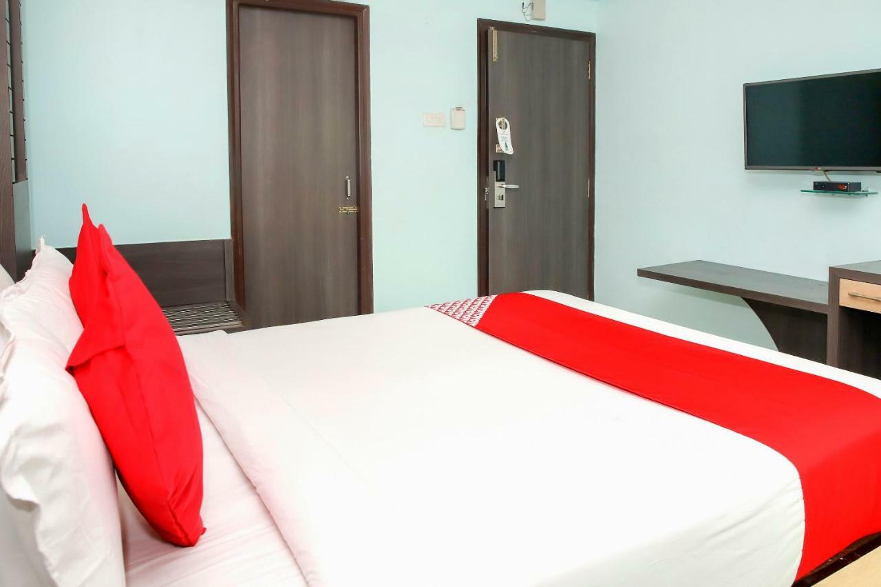 Hotel Oyo 3811 Geetanjali Regency Kalkuta Zewnętrze zdjęcie